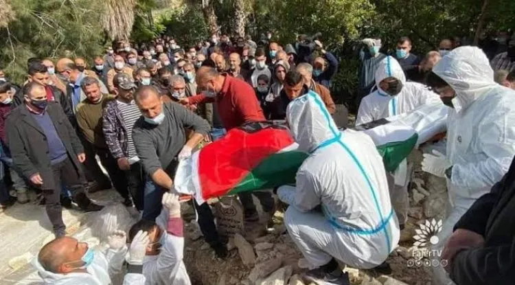 غياب السلطة والإعلام الرسمي عن جنازة البروفيسور عبد الستار قاسم