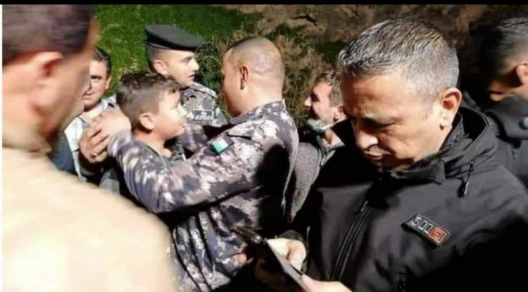 طفل اردني مفقود، يبحث مع الدفاع المدني عن نفسه