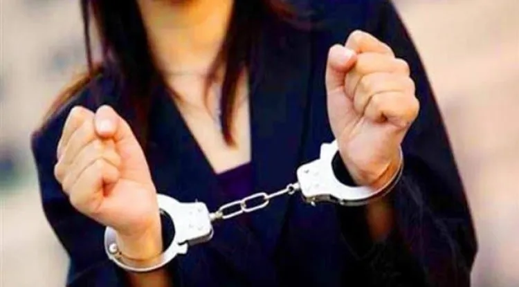 سيدة تعرض رضيعتها للبيع على موقع التواصل الاجتماعي فيسبوك