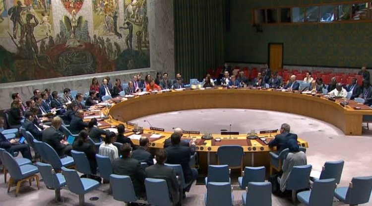 مشروع قرار بريطاني  يدعو الى وقف إطلاق النار في مناطق النزاعات بهدف التطعيم