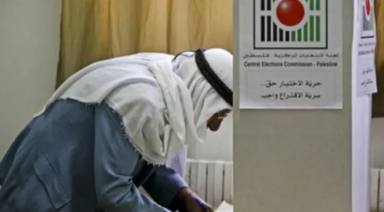 حماس: السقف الذي تجري تحته الانتخابات الفلسطينية، بعيد تمامًا عن اتفاقية أوسلو