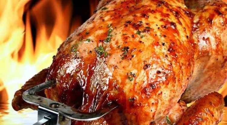 فوائد صحية مذهلة لجلد الدجاج المقرمش 