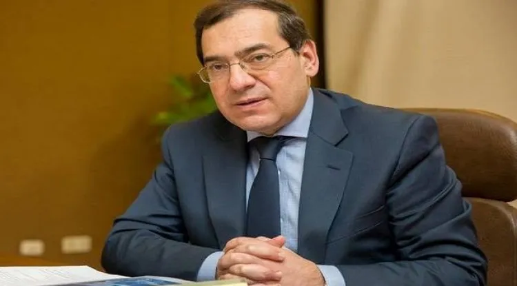 وزير البترول المصري يصل الأراضي المحتلة ويلتقي مسؤولين إسرائيليين