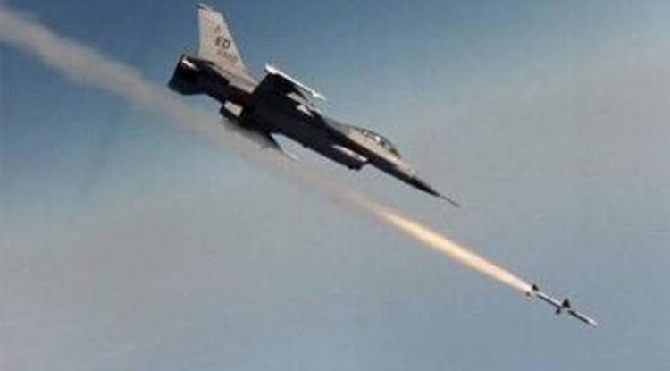 البنتاغون يؤكد شن غارات جوية أمريكية على ميليشيات تدعمها إيران في شرق سوريا