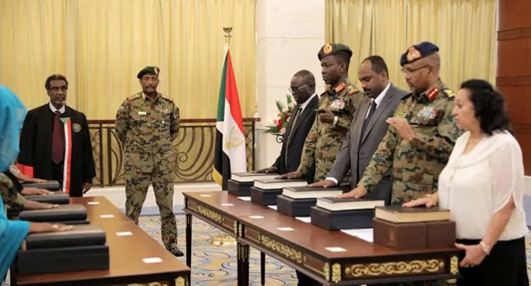 قوى الحرية والتغيير في السودان ترفض تولي عسكريين حكم ولايات