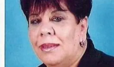 الوجوه قناديل الذاكرة.. إصدار جديد للكاتبة شوقية عروق منصور