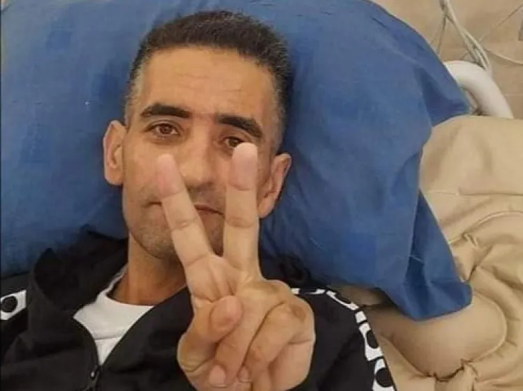 إصابة الأسير هشام أبو هواش بفيروس كورونا