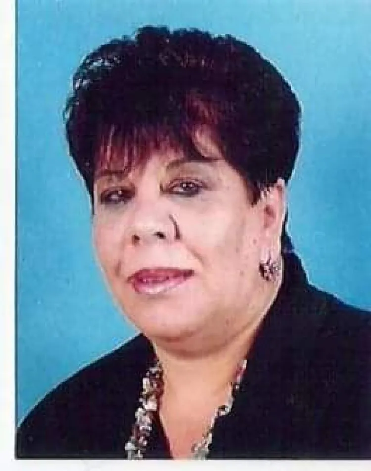 الوجوه قناديل الذاكرة.. إصدار جديد للكاتبة شوقية عروق منصور