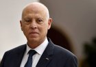 الرئيس التونسي يعلن عزمه حل المجلس الأعلى للقضاء