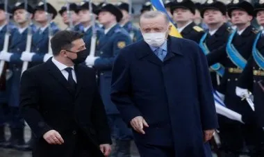 أردوغان يعرض استضافة محادثات سلام بين روسيا وأوكرانيا