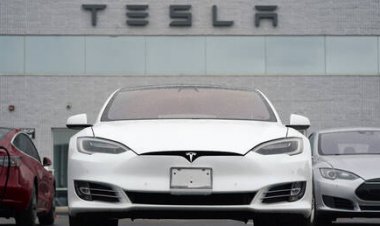 تسلا تستدعي أكثر من 800 ألف سيارة بسبب خلل في نظام حزام الأمان