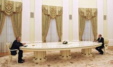 بوتين مع شولتز: ألمانيا أحد شركاء روسيا الرئيسيين وسنناقش الوضع بأوروبا وأوكرانيا
