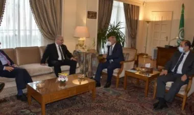 أبو الغيط يبحث مع مسؤول جزائري جهود إنجاح القمة العربية المقبلة