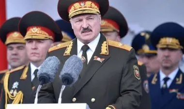 رئيس بيلاروسيا: سأكون أول من يمضي إلى الحرب إذا دعت الضرورة