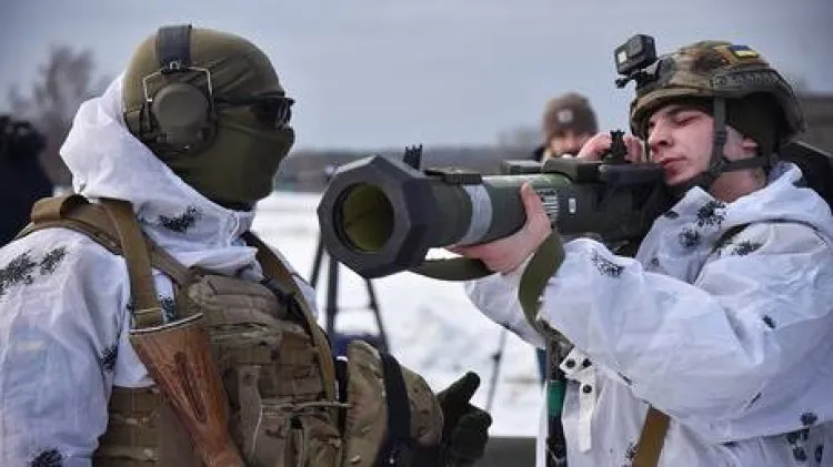 كييف تعلن تلقيها ألفي طن من الأسلحة من الدول الغربية