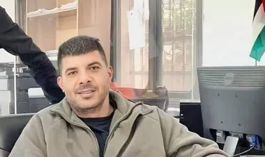 استشهاد داوود الزبيدي شقيق الأسير زكريا متأثرا بإصابته