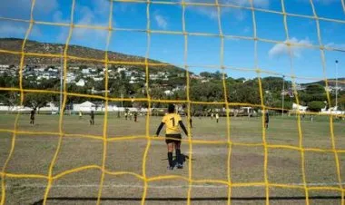 جنوب افريقيا.. إيقاف أندية مدى الحياة بعد تسجيل فريق 41 هدفا في مرماه خلال هزيمة 59-1