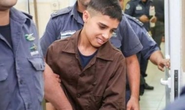 عائلة الأسير أحمد مناصرة ومحاميه يطالبون بإطلاق سراحه