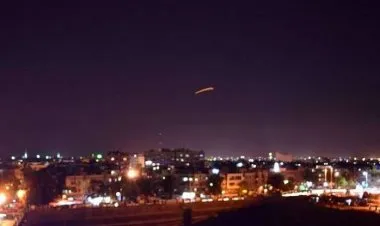 توقف الرحلات الجوية في مطار دمشق الدولي بعد تعرضه لهجوم صاروخي إسرائيلي