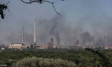 اندلاع حريق هائل بعد قصف طال مصنع كيماويات شرقي أوكرانيا