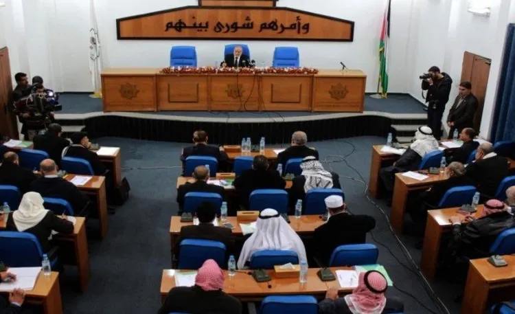 لجنة شئون التشريعي تعقد اجتماعاً طارئاً لدراسة حدث "أم النصر"