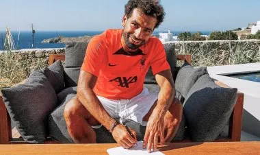 صلاح يجدد تعاقده مع ليفربول لمدة 3 سنوات..