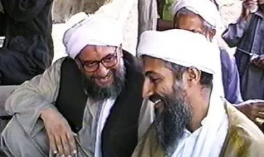 خبير مصري يشكك في الرواية الأمريكية عن قتل الظواهري ويتحدث عن "سرطان"