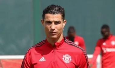 ناد تركي يتوصل لاتفاق مع كريستيانو رونالدو