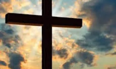 الصليب بين السيد المسيح والفلك