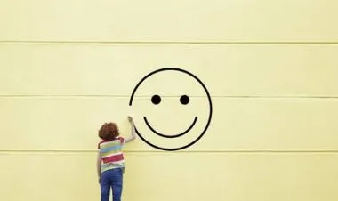 النظر إلى صور الأشخاص المبتسمين يزيد من التأثيرات المضادة للاكتئاب
