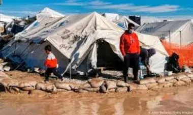 معاناة اللاجئيين إلى متى..؟