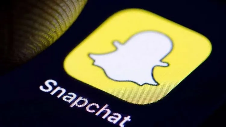 سناب شات تطرح ميزة الكاميرا المزدوجة لمستخدمي “آيفون”