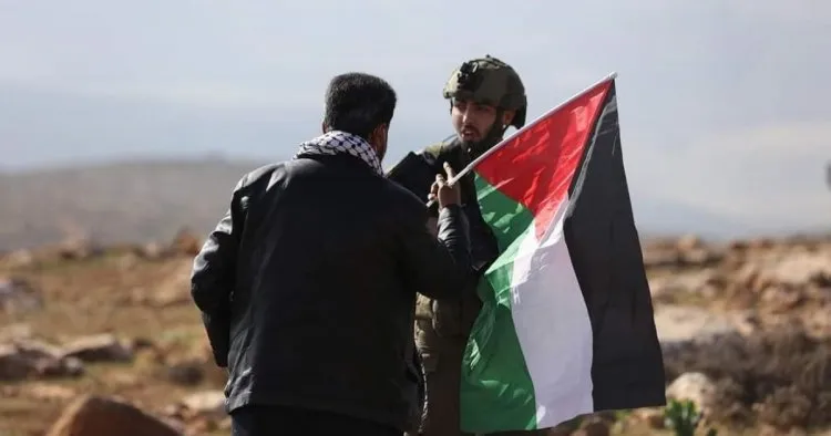 المحكمة الدولية ستبت في شرعية الإحتلال