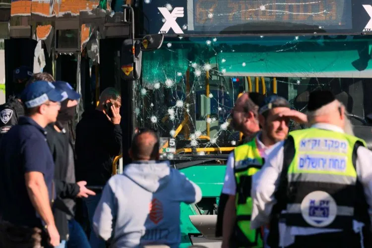 إنفجاران  في مدينة القدس المحتلة والفصائل الفلسطينية تبارك