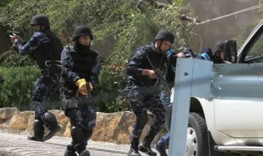 أجهزة السلطة الفلسطينية تنفذ اعتقالات جديدة تطول طلبة وأسرى محررين