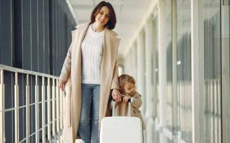 10أشياء يجب أن تكون داخل حقيبتك على متن الطائرة