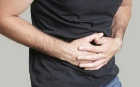 أعراض تحذيرية تنذر بسرطان القولون.. تعرف عليها