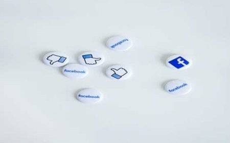 ميتا تطلق مساعدها القائم على الذكاء الاصطناعي التوليدي