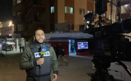 تفاصيل قاسية تكشفـ لحظة استهداف الاحتلال الشَّهيد الصَّحفي محمد منصور في خان يونس