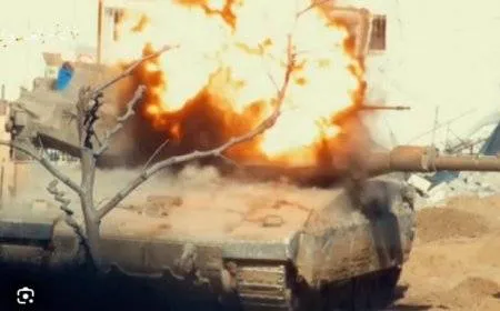 كتائب القسام تفجر دبابة إسرائيلية وتقصف بقذائف الهاون الخط الفاصل شرقي خانيونس