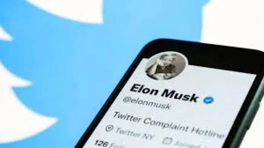 حتى من مؤسسه.. تويتر ينفذ تهديده ويسحب الشارات الزرقاء ممن تخلفوا عن الدفع