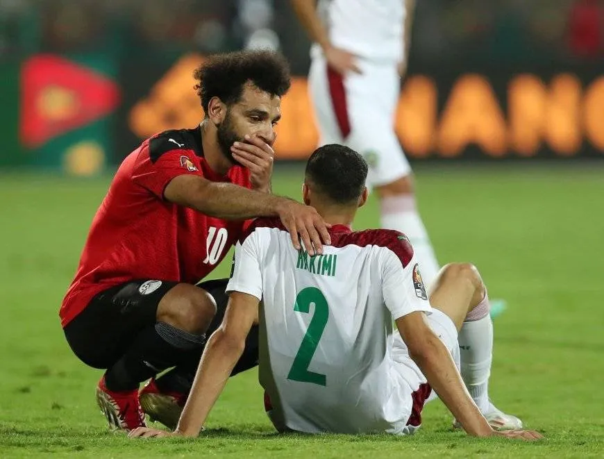 نجم عربي وحيد بقائمة أفضل 11 لاعبا في العالم