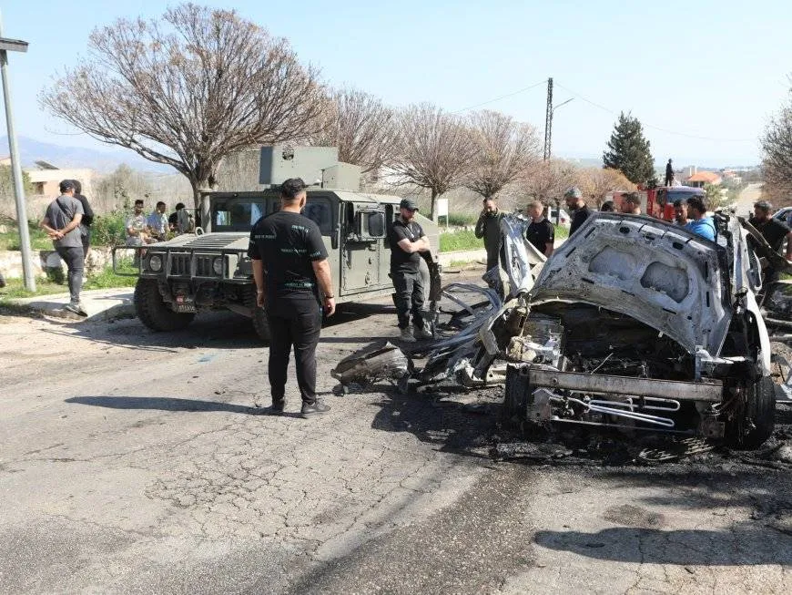 قتيل بقصف مسيّرة إسرائيلية سيارة في جنوب لبنان