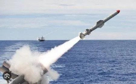 القوات المسلحة اليمنية: نفذنا عملية نوعية ضد حاملة الطائرات الأمريكية