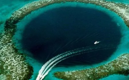 «الثقب الأزرق العظيم».. وجهة سياحية بأميركا الوسطى وإشارة خطيرة لمستقبل الأرض
