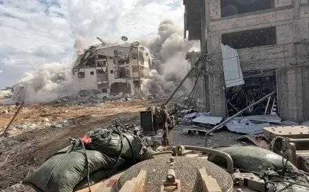 10 شهداء في قصف إسرائيلي على منزل وسط خان يونس