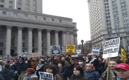 تظاهرة في نيويورك للمطالبة بالإفراج عن الناشط خليل ورفضًا لترحيله