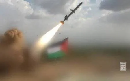 القوات اليمنية تستهدف قاعدة صواريخ في أسدود وهدفًا حيويًا للاحتلال في عسقلان