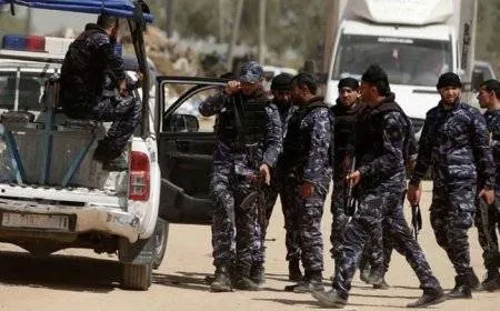 أمن المقاومة يلقي القبض على متخابر يبحث في القمامة عن دلائل تتعلق بالأسرى الإسرائيليين