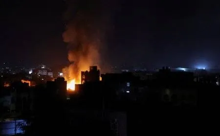 عشرات القتلى والجرحى بقصف امريكي لصنعاء والحوثيون يحذرون من عملية برية